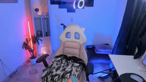 Snapshot of baaby_boyy chatting on November 8, 2025, 9:42 am odeley online show from November 8, 2025, 9:42 am