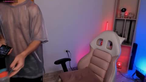 Snapshot of baaby_boyy chatting on November 17, 2025, 9:26 am odeley online show from November 17, 2025, 9:26 am