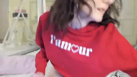 Snapshot of babby_jewel chatting on January 15, 2025, 5:15 pm babby_jewel online show from January 15, 2025, 5:15 pm