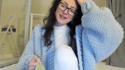 Snapshot of babby_jewel chatting on February 21, 2025, 11:11 am babby_jewel online show from February 21, 2025, 11:11 am