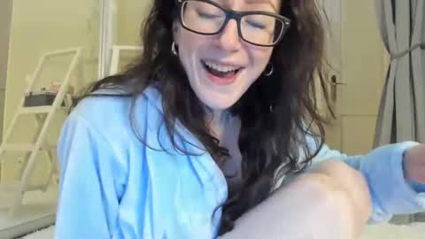 Snapshot of babby_jewel chatting on February 24, 2025, 6:26 pm babby_jewel online show from February 24, 2025, 6:26 pm