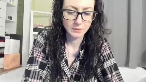 Snapshot of babby_jewel chatting on October 21, 2025, 11:00 am babby_jewel online show from October 21, 2025, 11:00 am