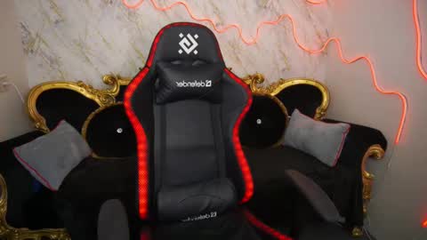 Snapshot of babe_dollie chatting on February 18, 2025, 10:16 am Babe online show from February 18, 2025, 10:16 am