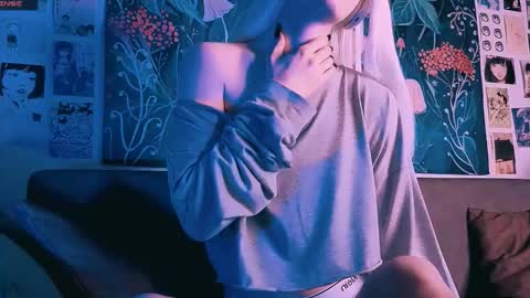 babe_moister online show from September 13, 2025, 7:41 am