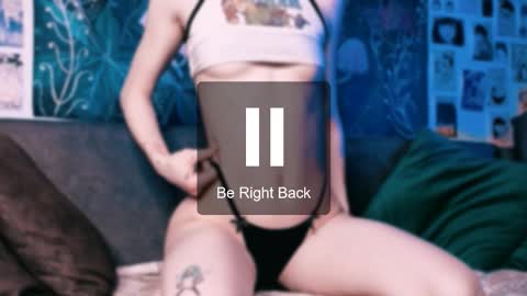 babe_moister online show from December 4, 2025, 6:12 am