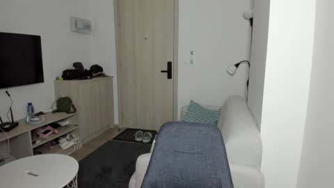 Snapshot of baby_for_daddy18 chatting on February 9, 2025, 12:19 pm Call me baby real name Eva online show from February 9, 2025, 12:19 pm