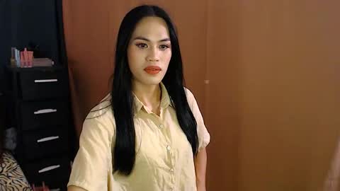 Nathalia online show from September 12, 2025, 8:20 pm