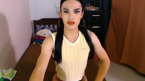 Nathalia online show from September 14, 2025, 9:03 pm