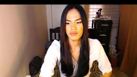 Nathalia online show from October 25, 2025, 9:42 pm