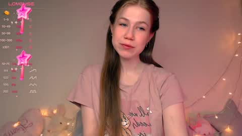 Snapshot of baby_girl_0001 chatting on December 24, 2024, 12:00 am Kira online show from December 24, 2024, 12:00 am