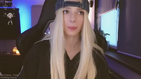 baby gopn1k online show from February 4, 2025, 6:04 am