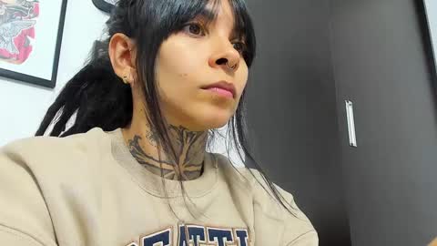 Snapshot of baby_greedy3 chatting on February 27, 2025, 8:53 pm BomBom online show from February 27, 2025, 8:53 pm