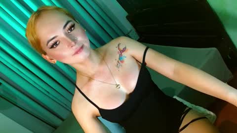 Snapshot of baby_kira1988 chatting on February 23, 2025, 9:55 am Your Baby Kira online show from February 23, 2025, 9:55 am