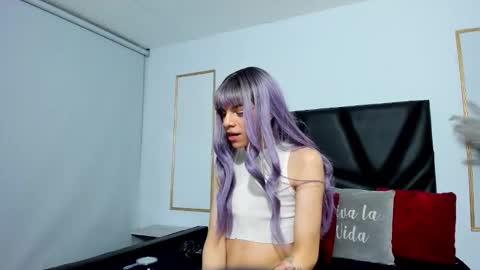 baby_lannie online show from December 4, 2025, 4:11 am