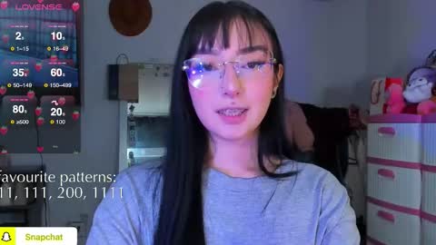lily online show from December 18, 2025, 9:37 am