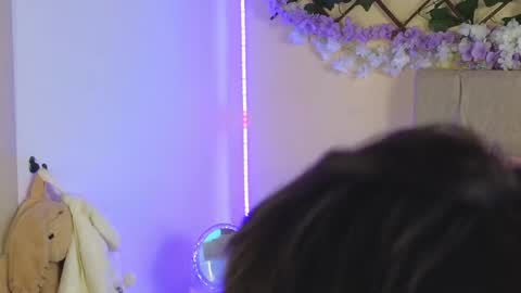 Snapshot of baby_xian chatting on March 2, 2025, 1:26 am  Dani  online show from March 2, 2025, 1:26 am