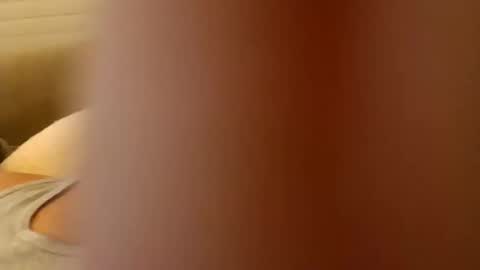 babybaby1029 online show from November 6, 2025, 5:30 am