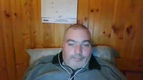 Snapshot of babybaby83 chatting on January 10, 2025, 3:50 am Darren online show from January 10, 2025, 3:50 am