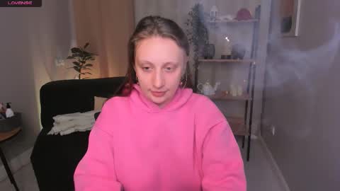 Snapshot of babydarkness chatting on September 27, 2025, 9:31 pm Eva online show from September 27, 2025, 9:31 pm