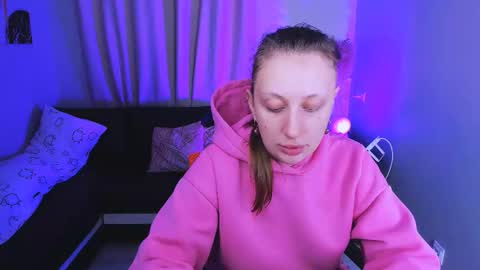 Snapshot of babydarkness chatting on October 12, 2025, 8:41 pm Eva online show from October 12, 2025, 8:41 pm
