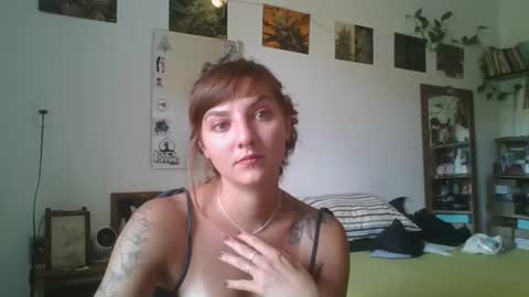 Snapshot of babydemon6 chatting on February 27, 2025, 2:10 pm babydemon6 online show from February 27, 2025, 2:10 pm