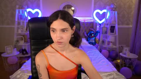 Snapshot of babyflowerr chatting on February 4, 2025, 5:10 am Sasha online show from February 4, 2025, 5:10 am