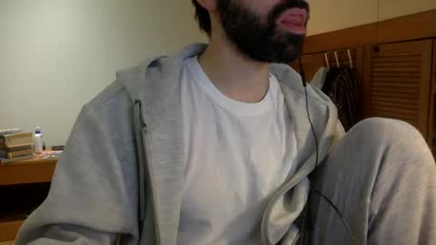 Snapshot of babyhardy chatting on December 16, 2024, 11:44 am Tom A.    online show from December 16, 2024, 11:44 am