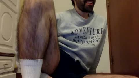 Snapshot of babyhardy chatting on January 1, 2025, 10:46 pm Tom A.    online show from January 1, 2025, 10:46 pm