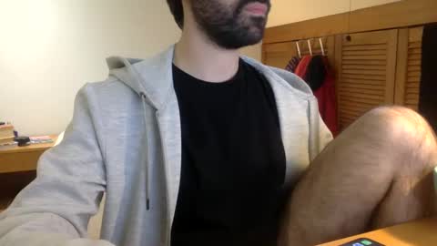 Snapshot of babyhardy chatting on January 6, 2025, 12:46 pm Tom A.    online show from January 6, 2025, 12:46 pm