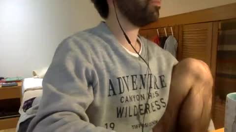 Snapshot of babyhardy chatting on January 17, 2025, 12:10 am Tom A.    online show from January 17, 2025, 12:10 am