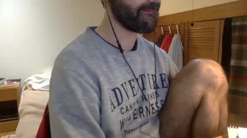 Snapshot of babyhardy chatting on January 21, 2025, 11:35 am Tom A.    online show from January 21, 2025, 11:35 am