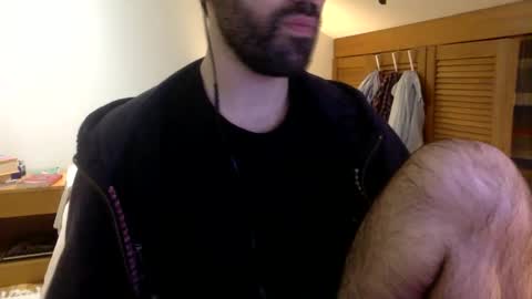 Snapshot of babyhardy chatting on February 25, 2025, 11:44 pm Tom A.    online show from February 25, 2025, 11:44 pm