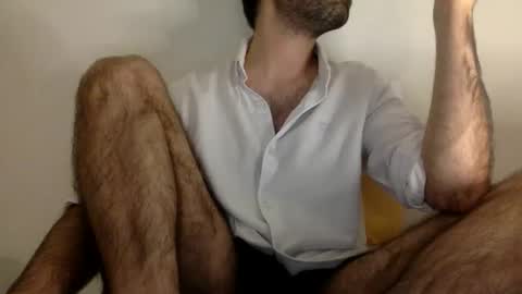 Snapshot of babyhardy chatting on October 18, 2025, 9:59 pm Tom A.    online show from October 18, 2025, 9:59 pm