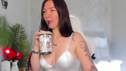 Sophia online show from September 25, 2025, 3:10 am