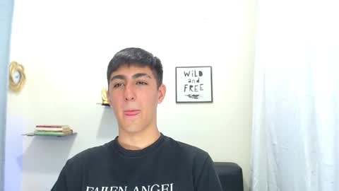 Snapshot of babymaik chatting on December 21, 2024, 8:10 pm babymaik online show from December 21, 2024, 8:10 pm