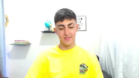 Snapshot of babymaik chatting on December 23, 2024, 8:25 pm babymaik online show from December 23, 2024, 8:25 pm