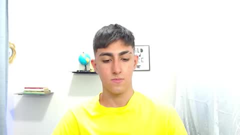 Snapshot of babymaik chatting on December 23, 2024, 11:28 pm babymaik online show from December 23, 2024, 11:28 pm