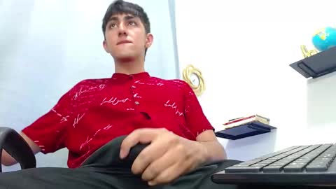 Snapshot of babymaik chatting on January 30, 2025, 12:29 am babymaik online show from January 30, 2025, 12:29 am