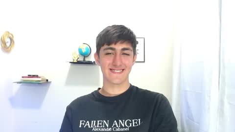 Snapshot of babymaik chatting on February 4, 2025, 12:40 am babymaik online show from February 4, 2025, 12:40 am