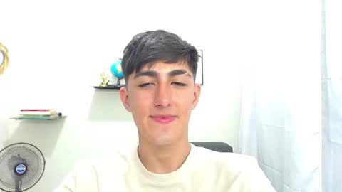 Snapshot of babymaik chatting on February 21, 2025, 11:54 pm babymaik online show from February 21, 2025, 11:54 pm