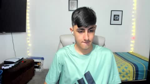 Snapshot of babymaik chatting on September 17, 2025, 5:25 pm babymaik online show from September 17, 2025, 5:25 pm