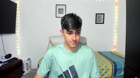 Snapshot of babymaik chatting on October 8, 2025, 9:01 pm babymaik online show from October 8, 2025, 9:01 pm