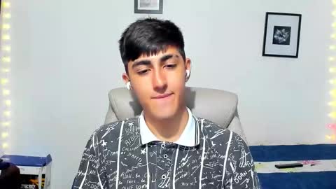 Snapshot of babymaik chatting on November 21, 2025, 6:01 am babymaik online show from November 21, 2025, 6:01 am