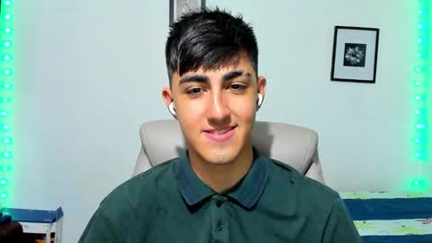 Snapshot of babymaik chatting on November 24, 2025, 5:40 am babymaik online show from November 24, 2025, 5:40 am