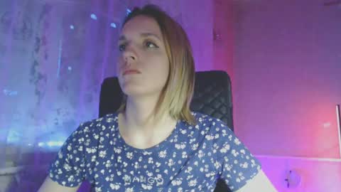 Sonya online show from February 25, 2025, 4:03 am