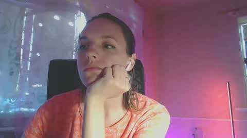 Sonya online show from March 4, 2025, 5:53 am