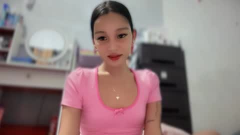 Snapshot of babynexy69 chatting on November 7, 2025, 4:12 am Nexie online show from November 7, 2025, 4:12 am