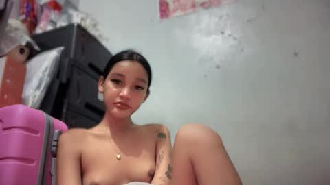 Snapshot of babynexy69 chatting on November 12, 2025, 5:52 am Nexie online show from November 12, 2025, 5:52 am