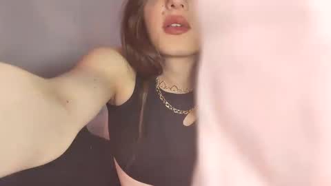 Snapshot of babypinkmermaid chatting on February 21, 2025, 2:48 pm Babypinkmermaid online show from February 21, 2025, 2:48 pm
