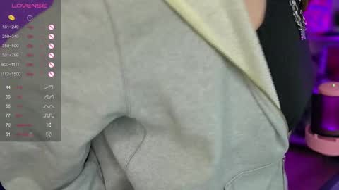 Snapshot of babyroxynill chatting on December 16, 2024, 2:15 am Nika online show from December 16, 2024, 2:15 am